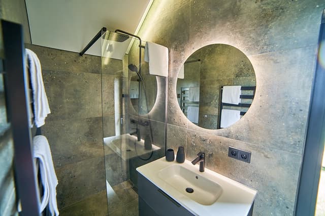 Prabangus poilsis dviems "Oriana Resort" prie Orijos ežero